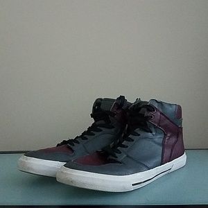Carbon Skater Shoes